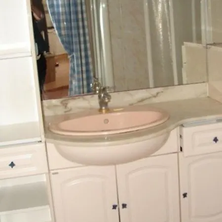 Dom wakacyjny Maison Cosy A Noirmoutier: 4 Couchages, Proche Centre Et Plage, Avec Terrasse Et Wifi - Fr-1-224b-229 Noirmoutier-en-l'Ile